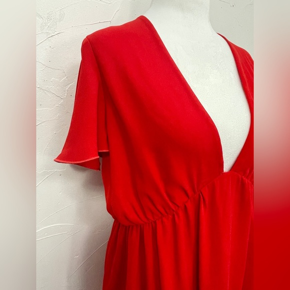 Show Me Your Mumu Red Austin
Dress - Picture 7 of 11